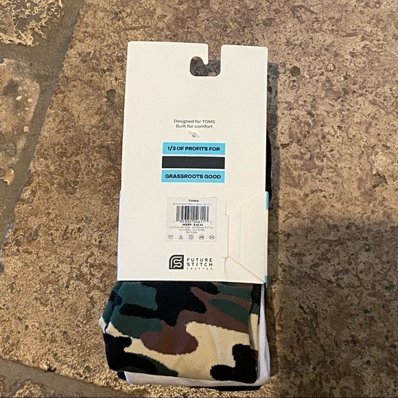 NWT~TOMS 3 Assorted Crew Socks Size Large-Unisex - Picture 4 of 5